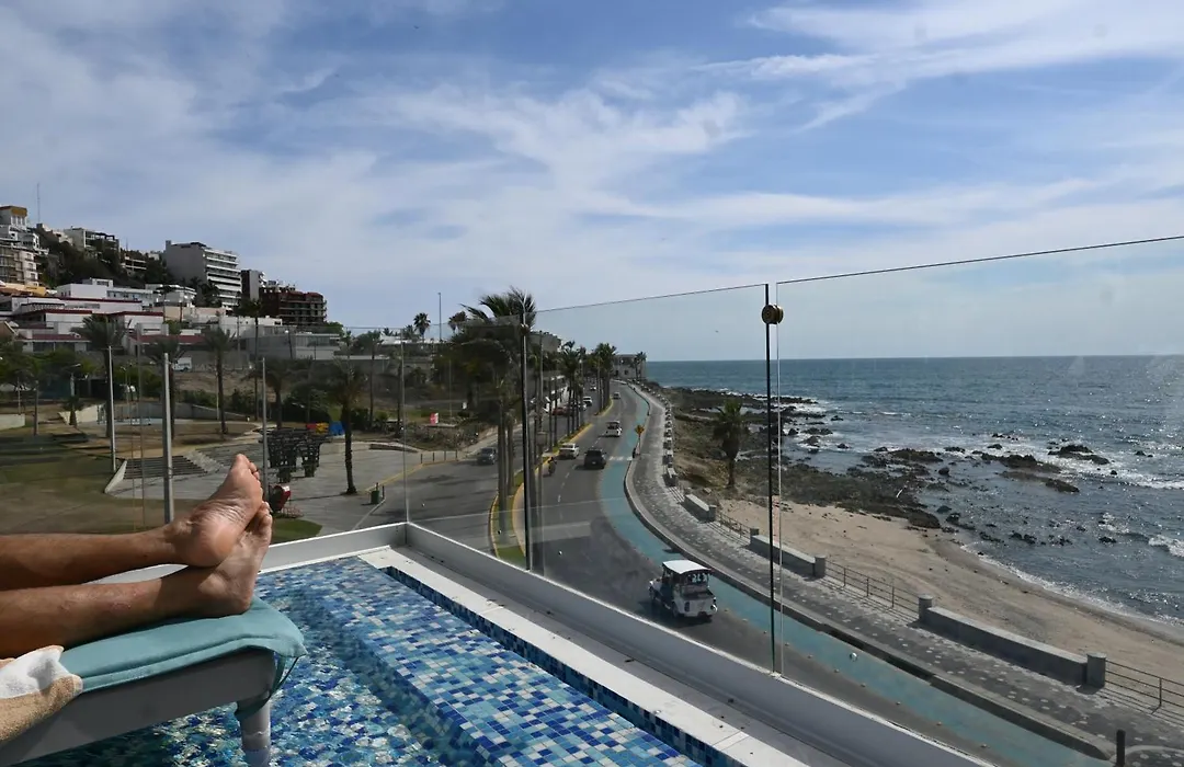 Malecón de Mazatlan Vista al mar Alberca Infinity Jacuzzi Gym-1
